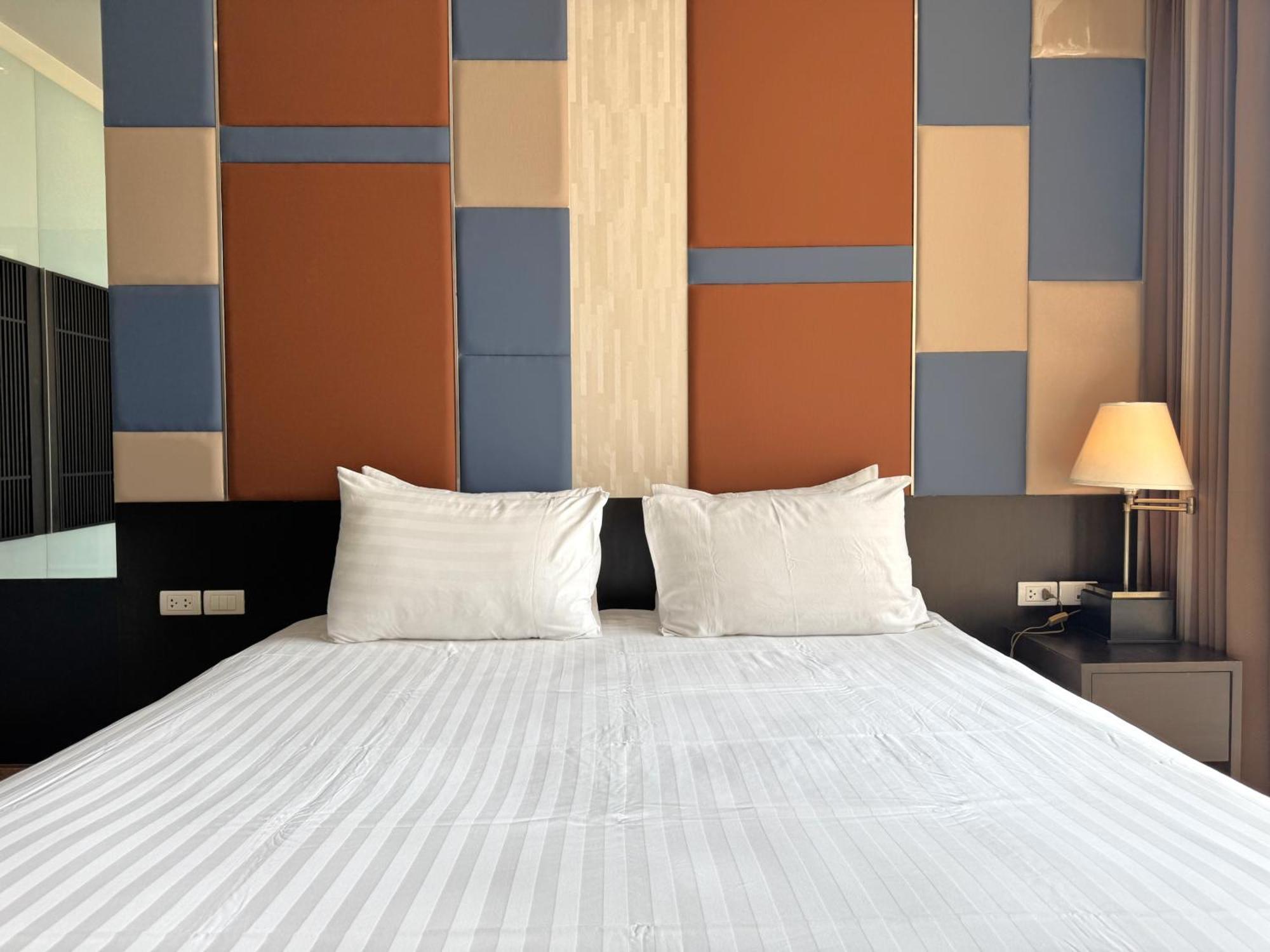 The Sunreno Hotel Sha Bangkok Exterior photo