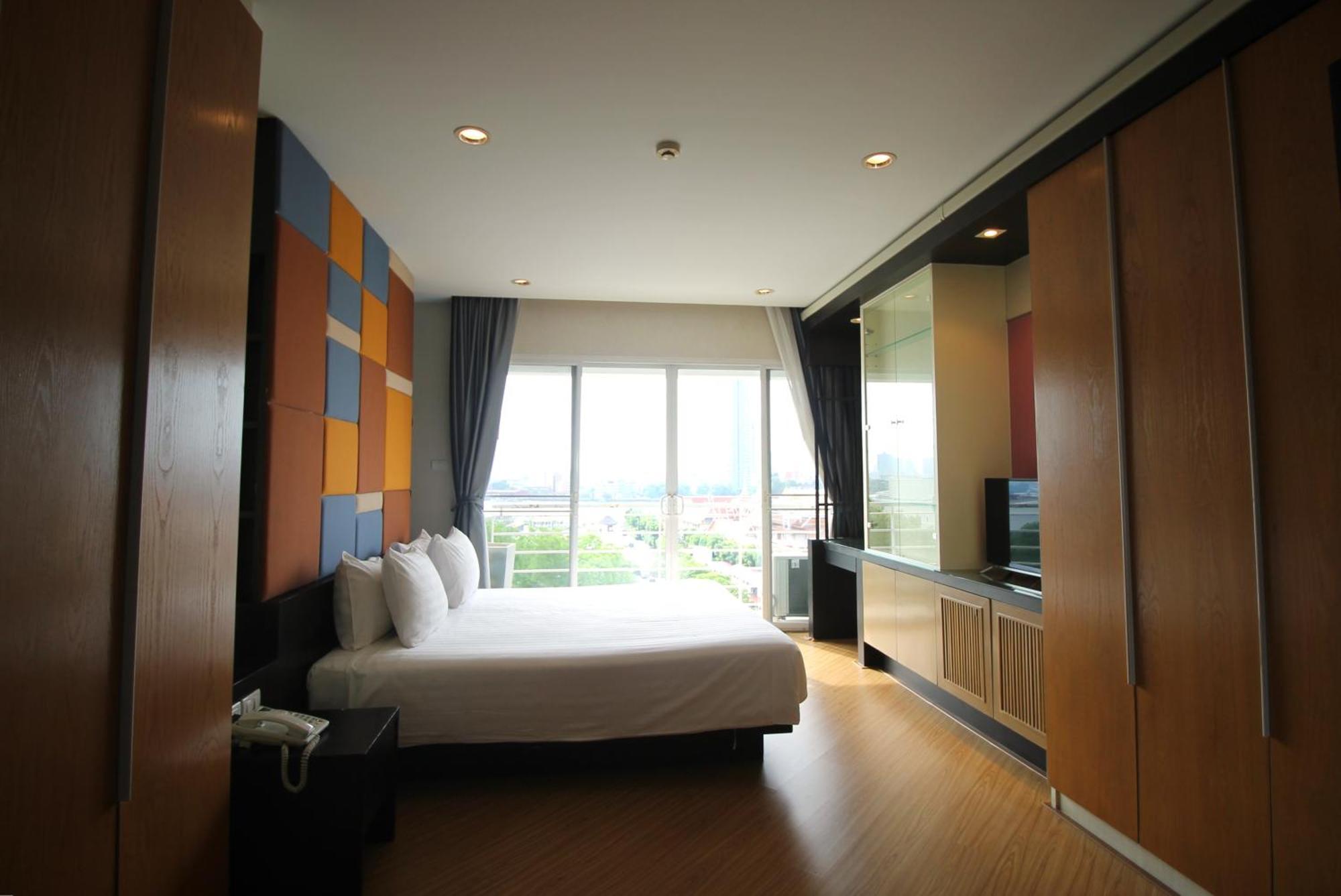 The Sunreno Hotel Sha Bangkok Exterior photo