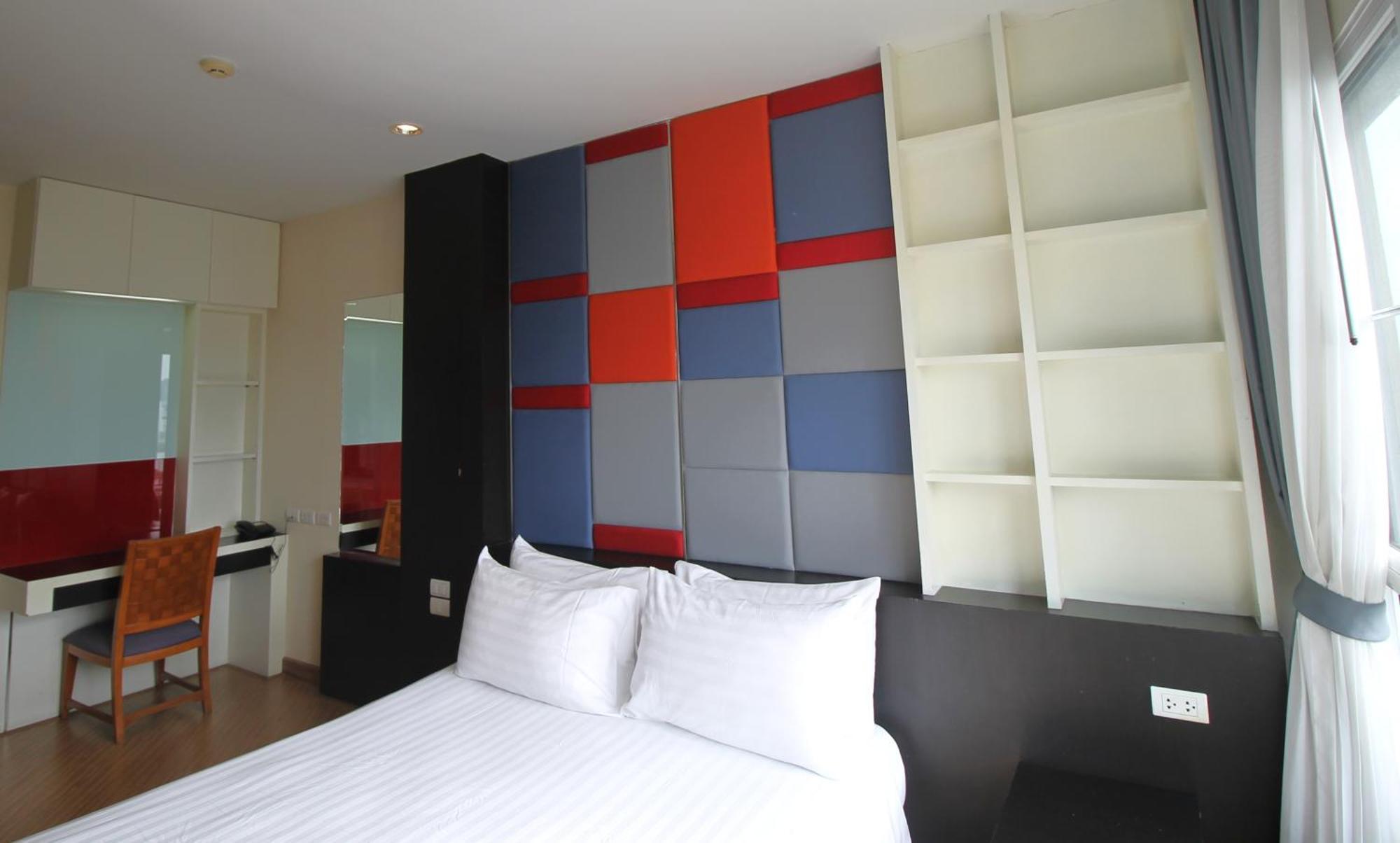 The Sunreno Hotel Sha Bangkok Exterior photo