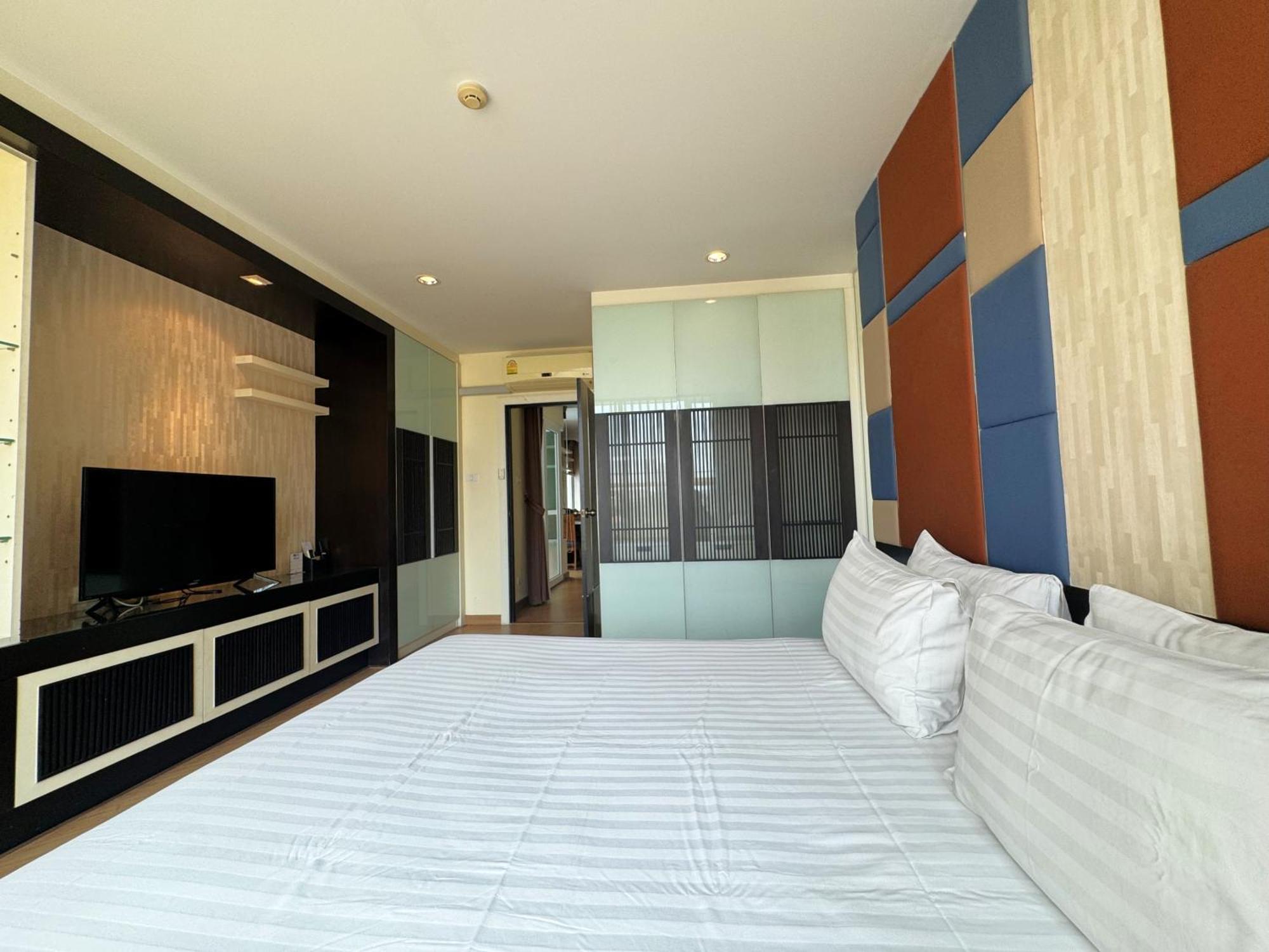 The Sunreno Hotel Sha Bangkok Exterior photo