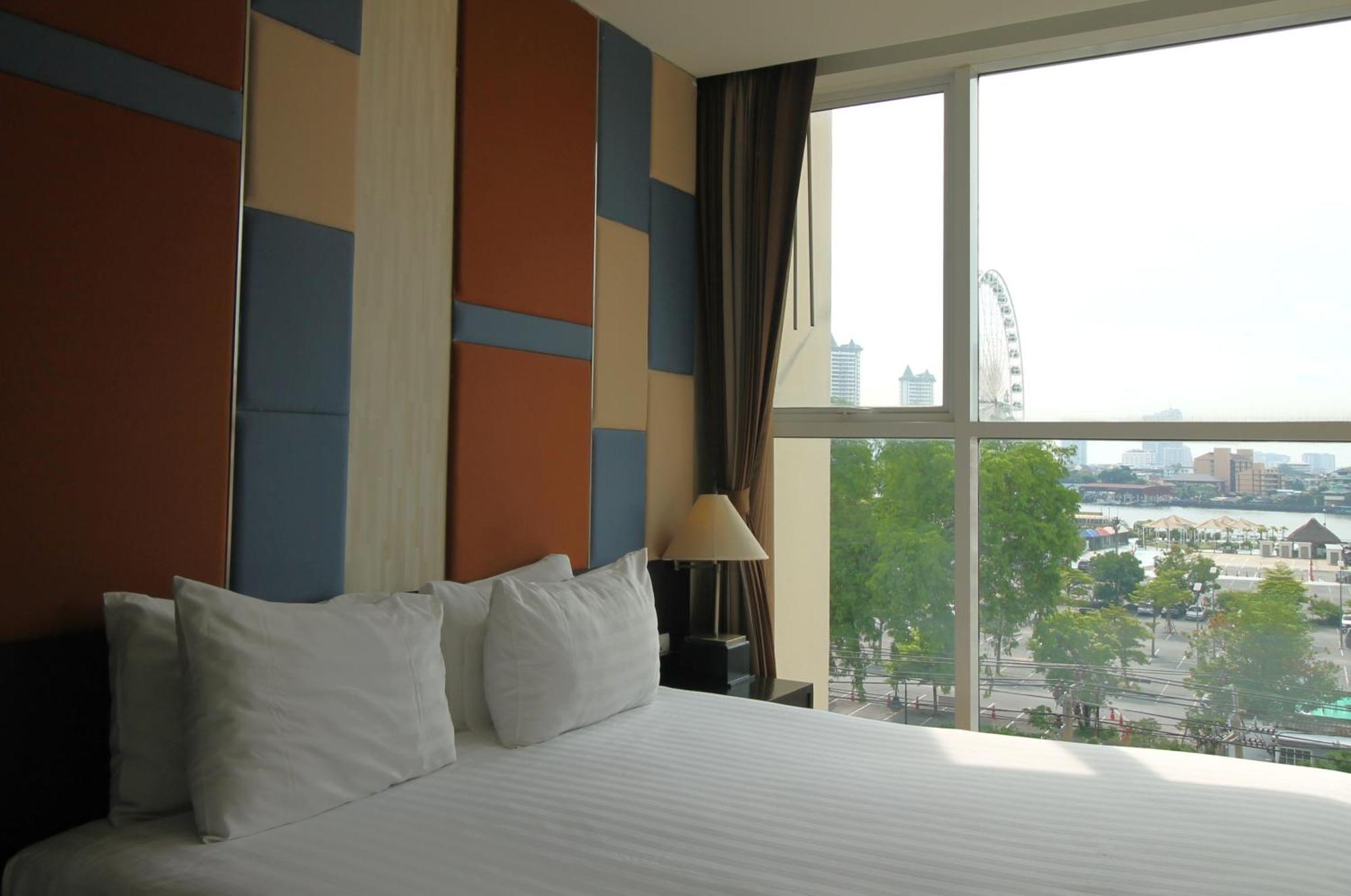 The Sunreno Hotel Sha Bangkok Exterior photo