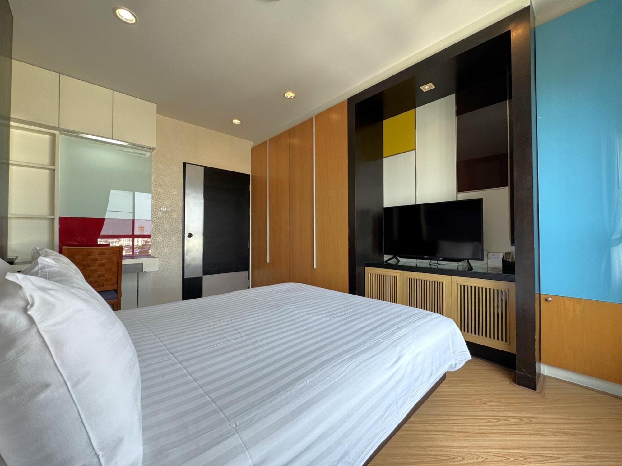 The Sunreno Hotel Sha Bangkok Exterior photo